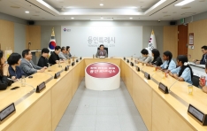 ����Ư�ʽ�, ��Ƽ�� ���縯 �ߵ��б� �л��� ���ߡ� ��ȭ ���� ����